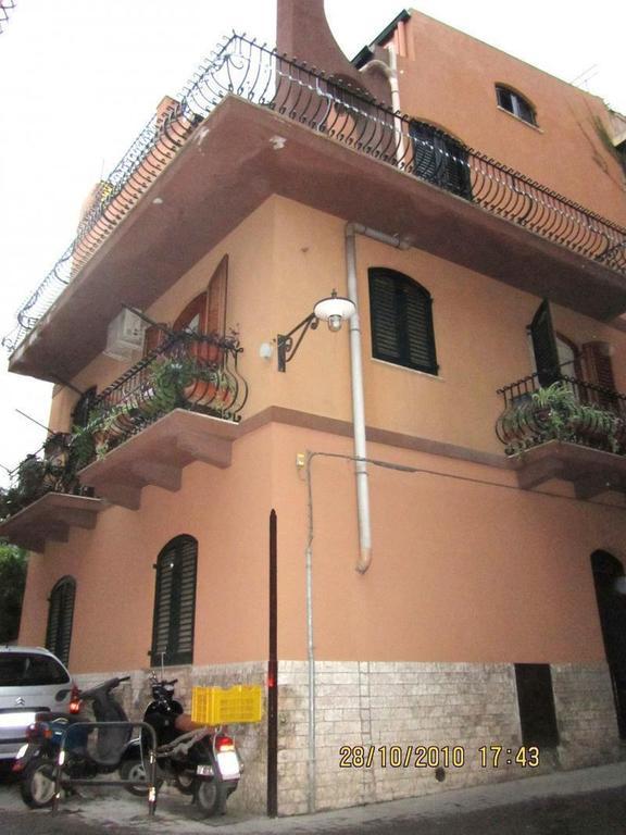 Comeinsicily Al Mercato Taormina Cameră foto